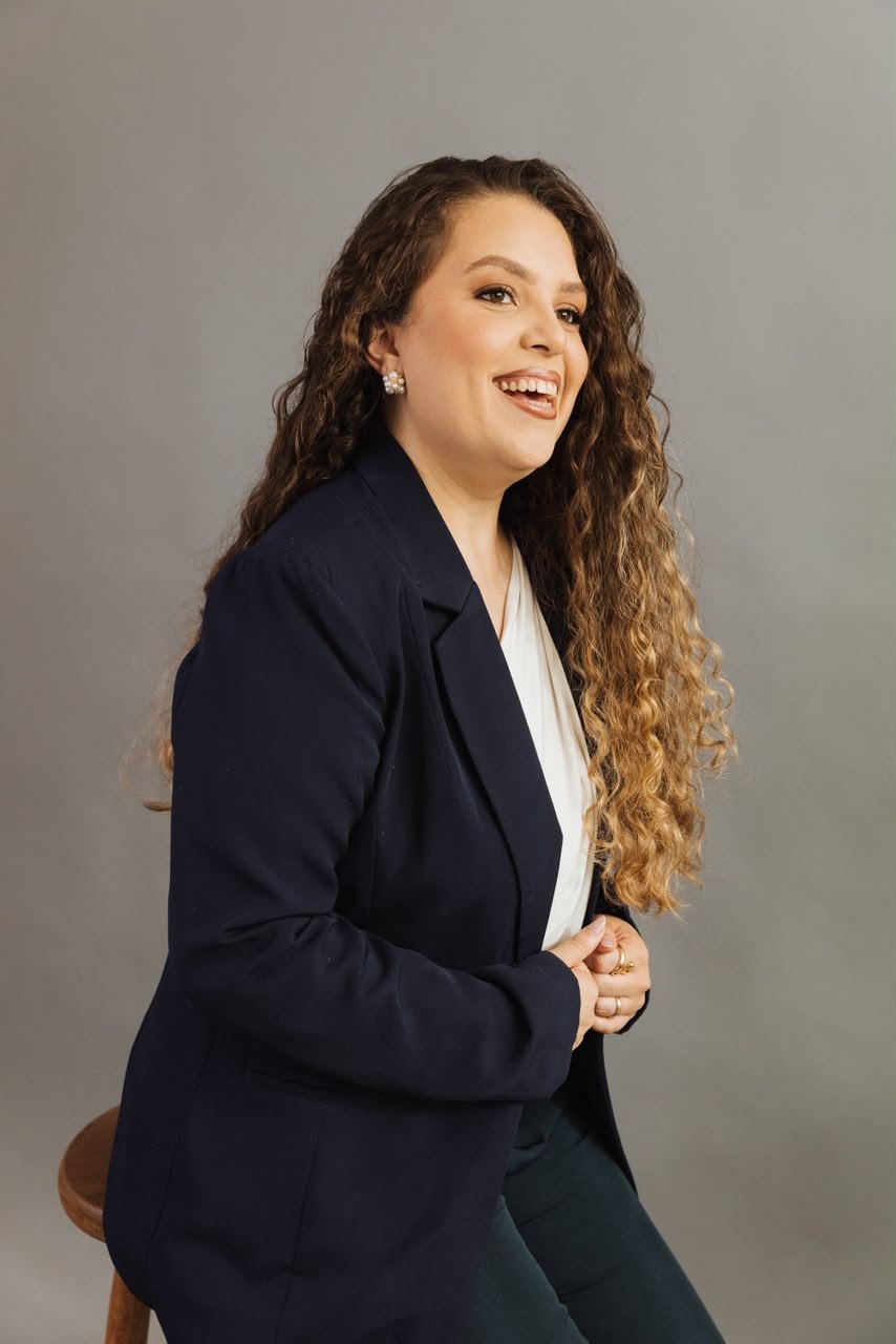Dra. Lorrany Perdigão